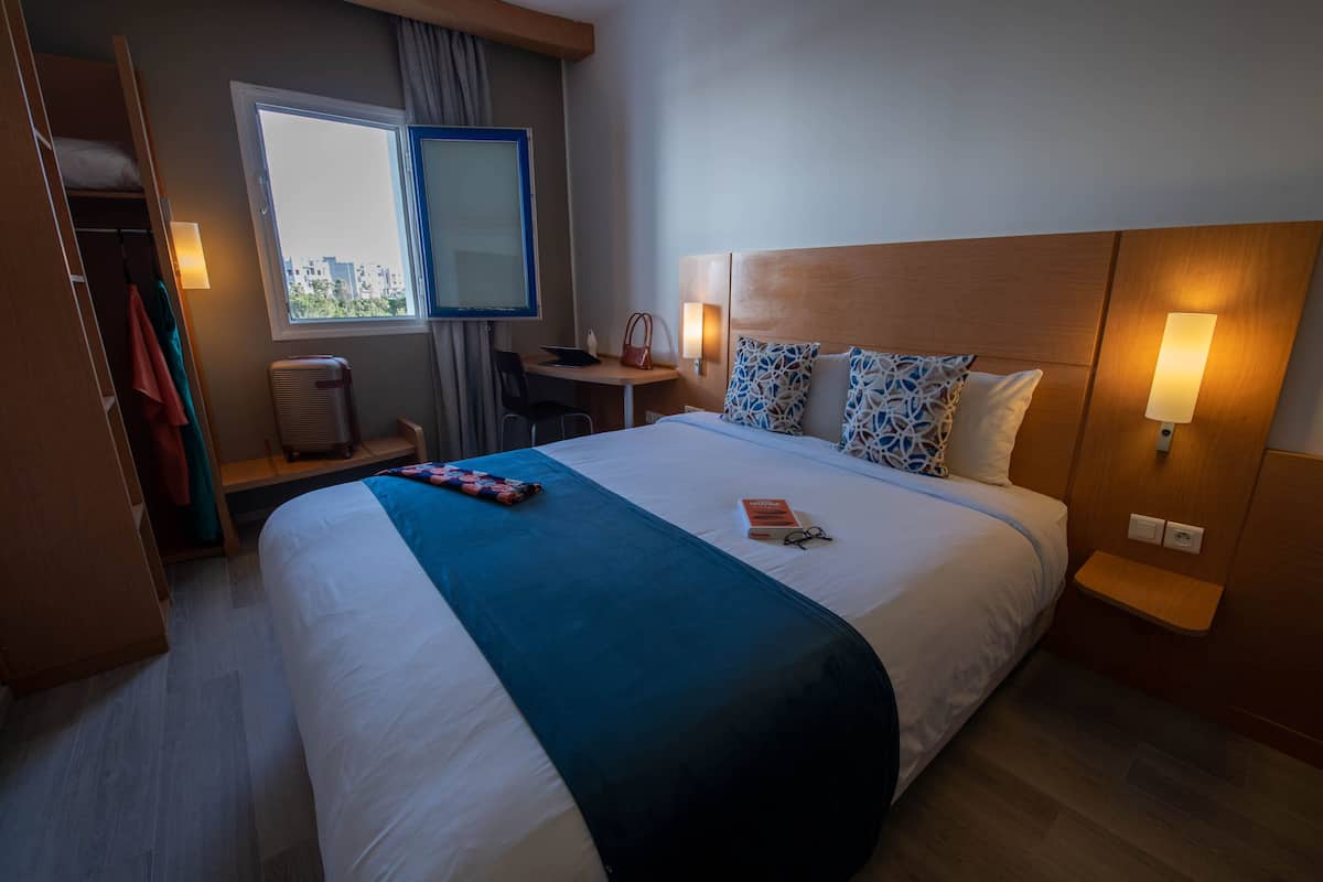 Superior tweepersoonskamer | 1 slaapkamer, luxe beddengoed, een bureau, een laptopwerkplek