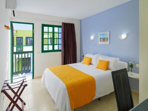 Verdunkelungsvorhänge, kostenlose Babybetten, kostenloses WLAN