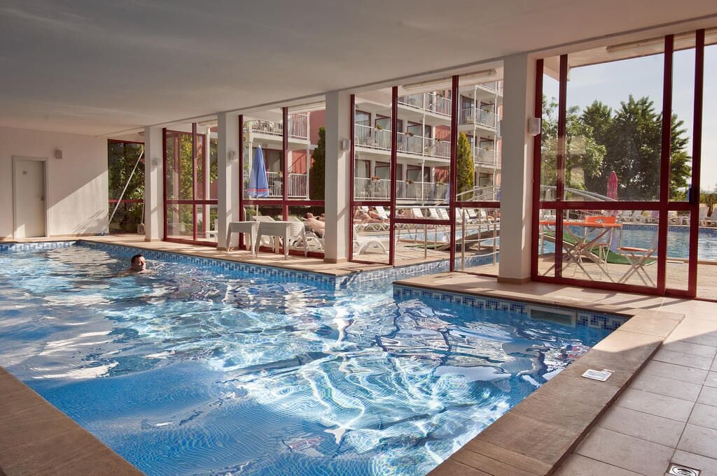 Indoor pool, outdoor pool