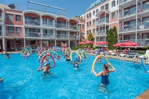 Indoor pool, outdoor pool
