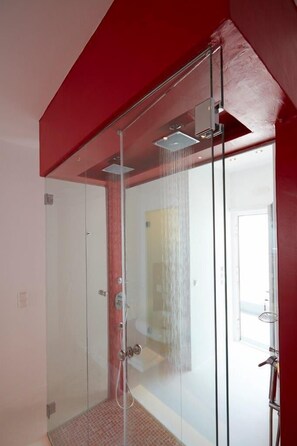 Junior-Suite, Whirlpool | Badezimmer