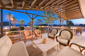 Villa, Meerblick, Strandnähe | Terrasse/Patio