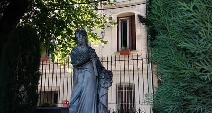 Hôtel Les Corps Saints