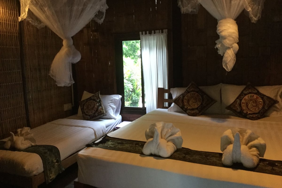 villa, 4 bedrooms (8 adults - fan room ) | in-room safe, desk, free wifi, bed sheets