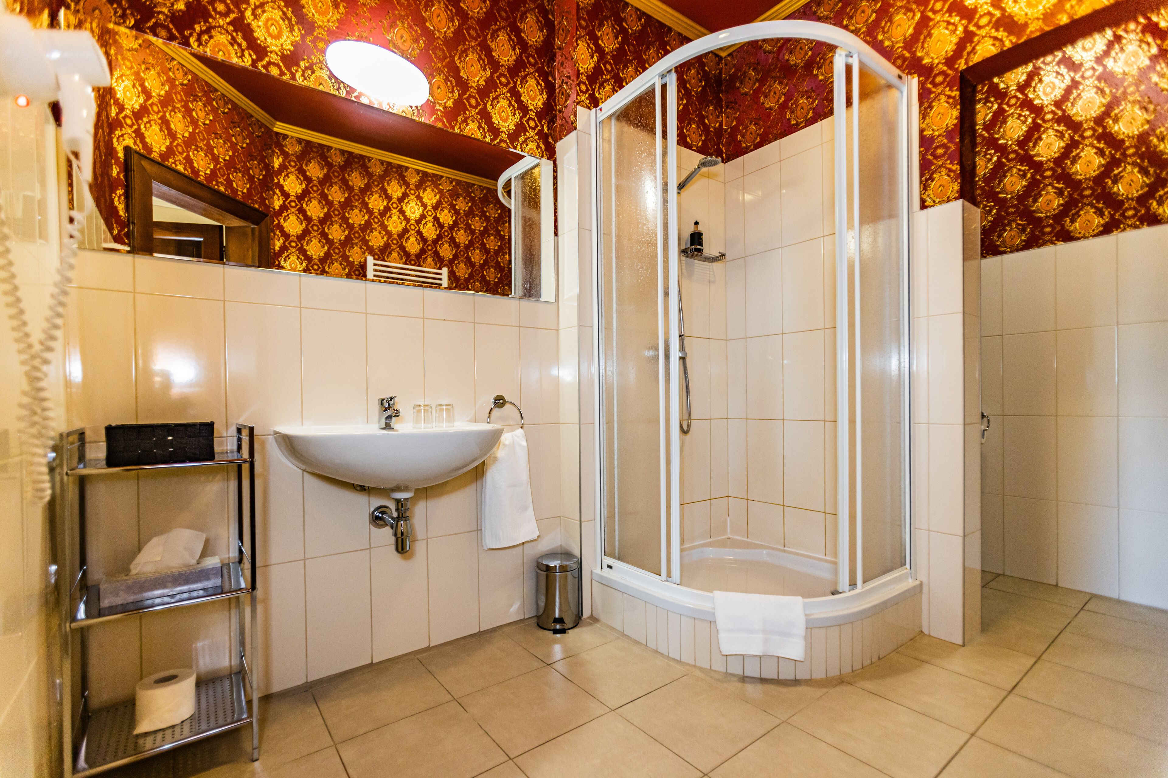 deluxe room, 1 bedroom | bathroom | shower, free toiletries, hair dryer, bathrobes