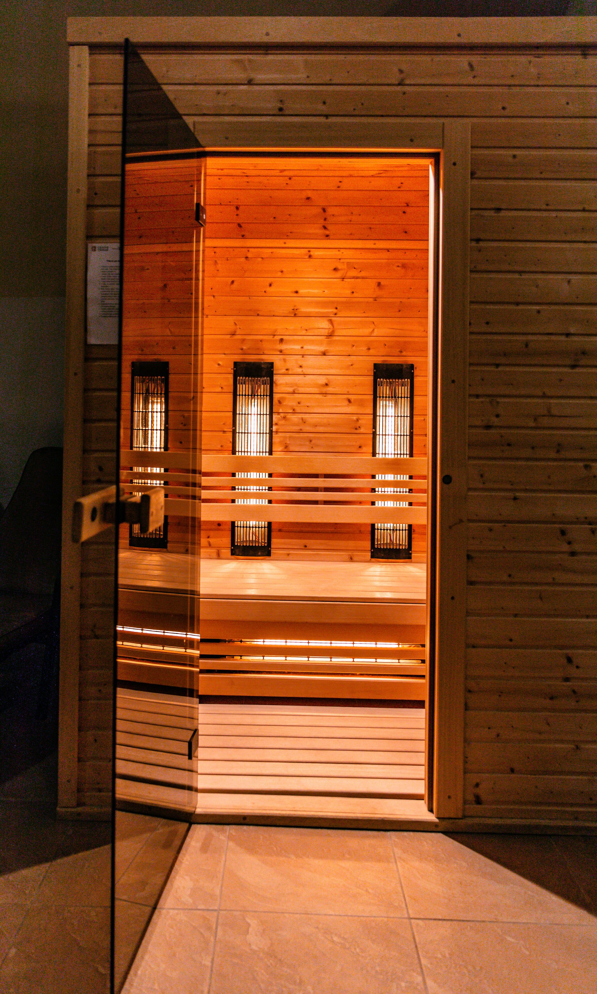 sauna, hot tub, hot stone massages, sports massages