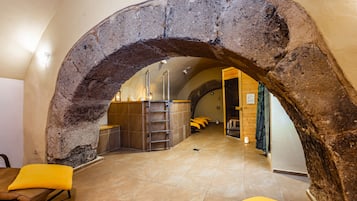 Sauna, hot tub, hot stone massages, sports massages