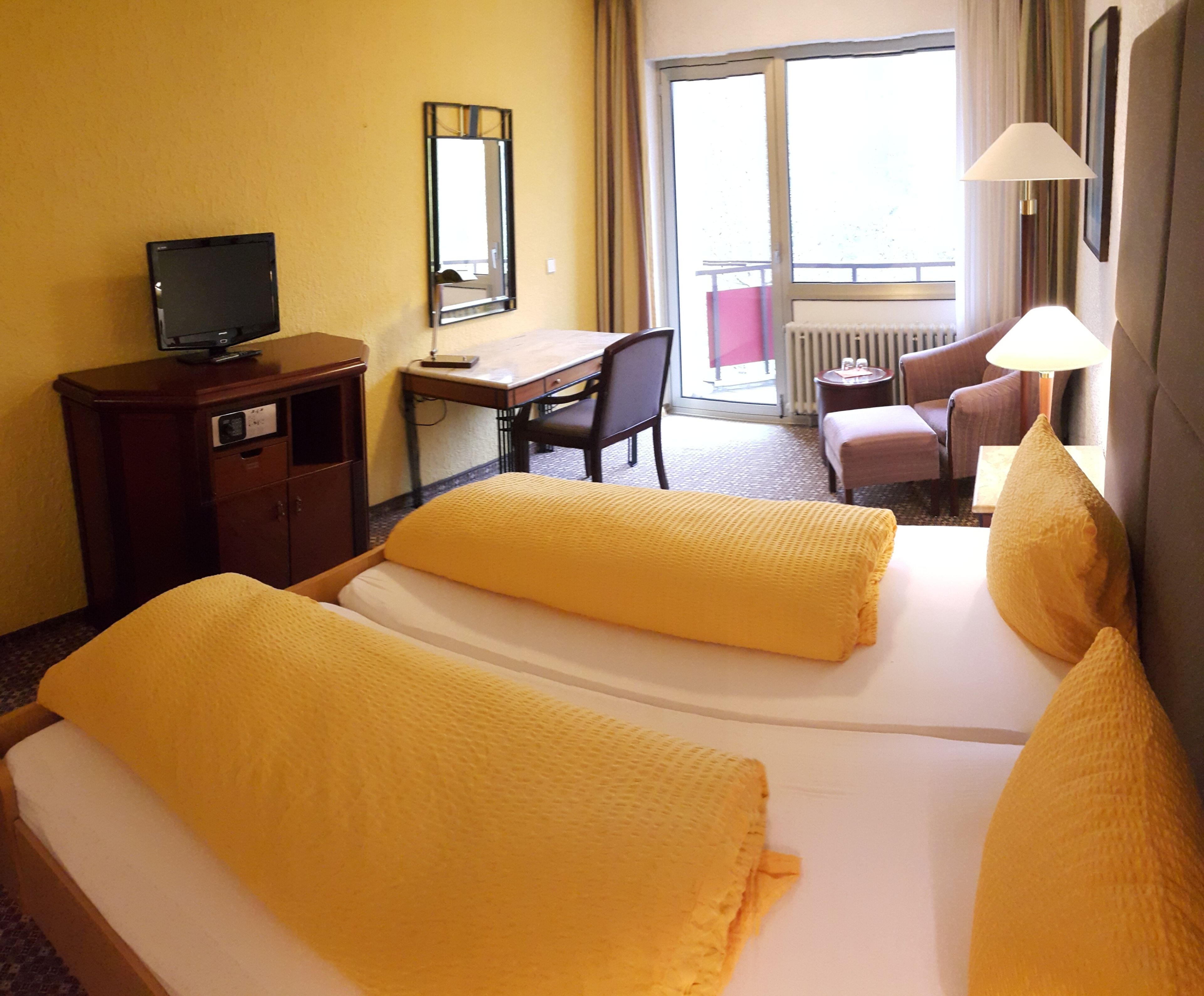 Doppelzimmer, Balkon | Zimmersafe, Schreibtisch, kostenloses WLAN, Rollstuhlgeeignet