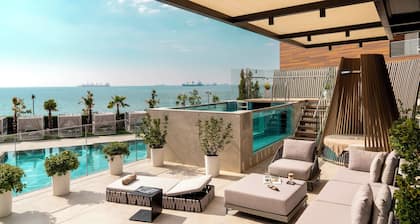 Crowne Plaza Istanbul Florya by IHG