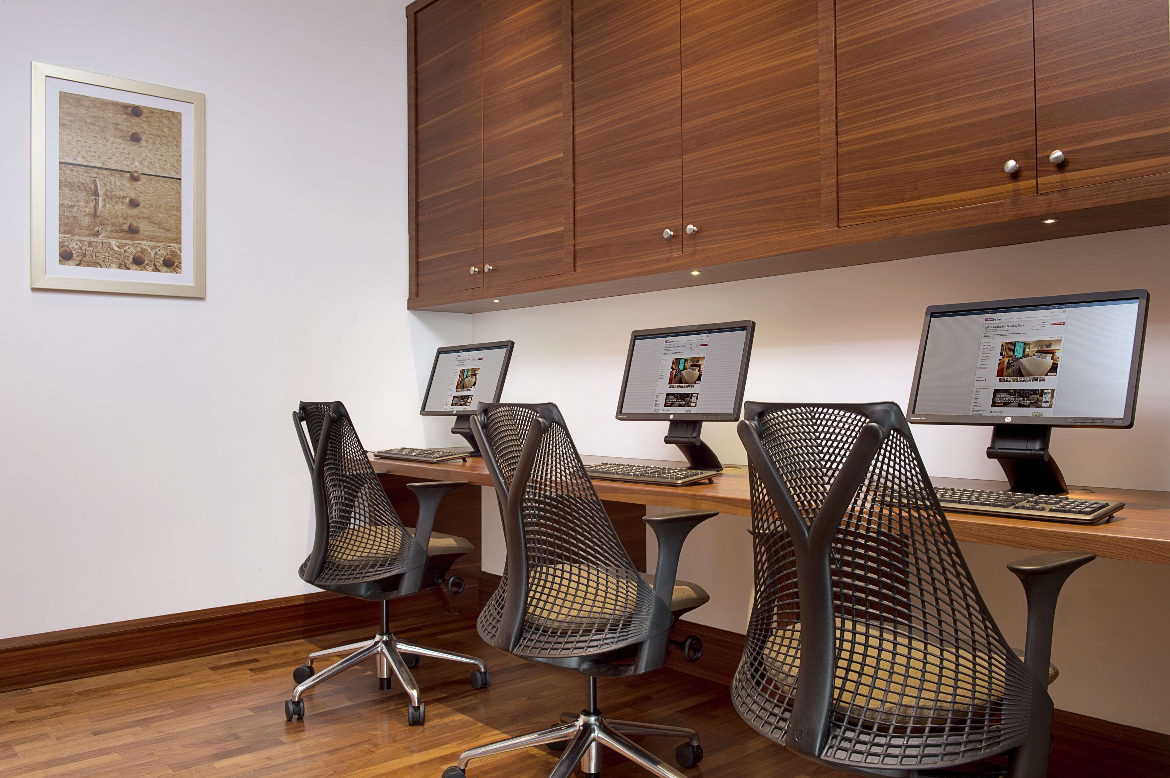 Photo - Hilton Garden inn Dubai Jumeirah