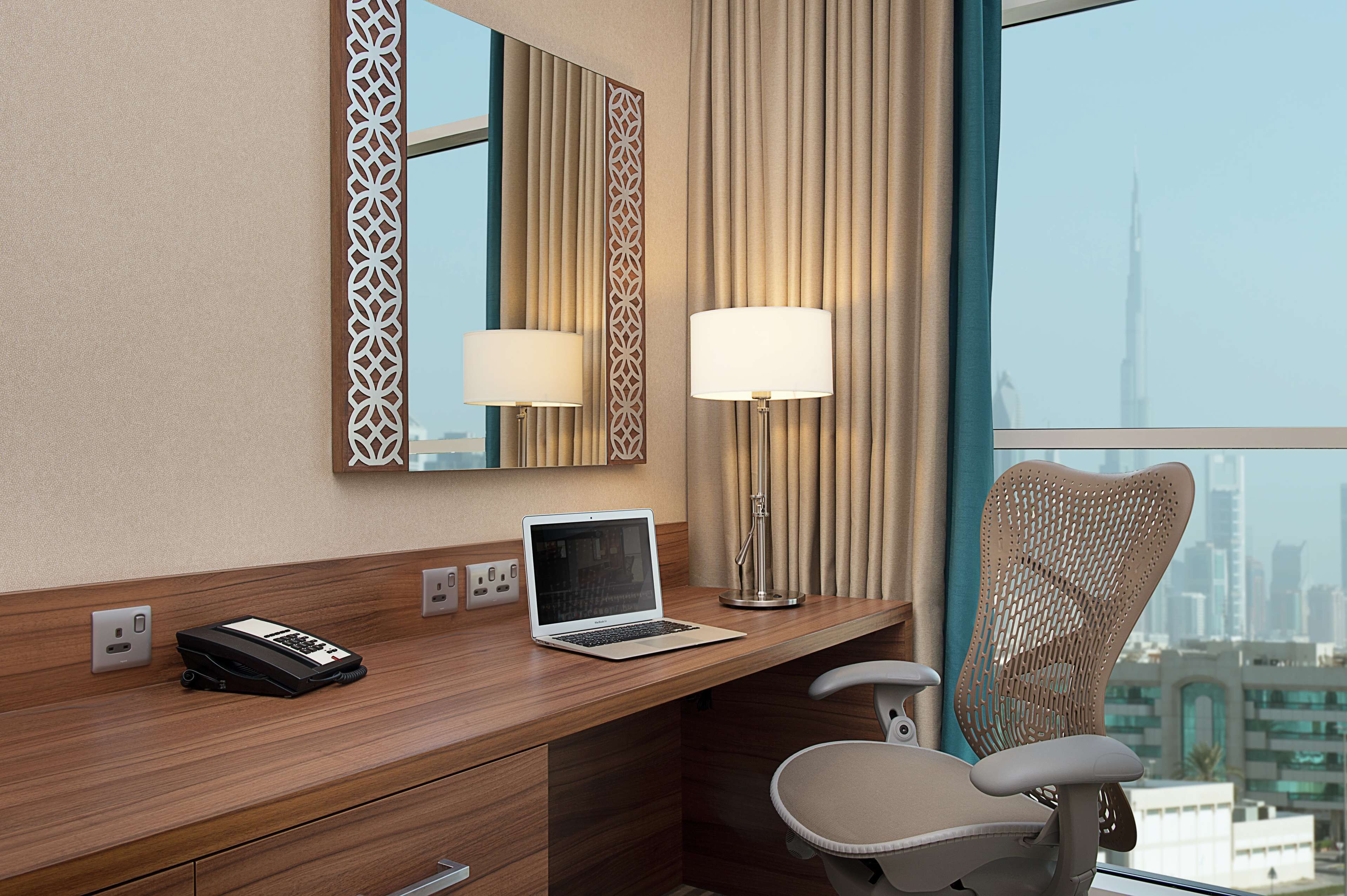 Photo - Hilton Garden inn Dubai Jumeirah