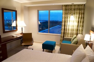 Room, 1 Queen Bed with Sofa bed, Refrigerator | Premium bedding, in-room safe, desk, blackout drapes