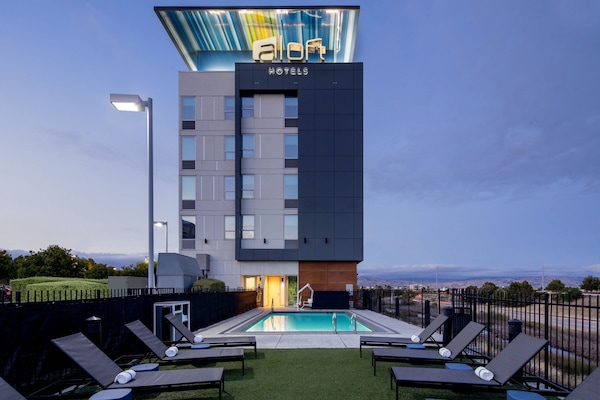 Alberca al aire libre por temporada