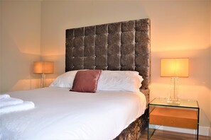 Superior appartement, 1 slaapkamer | 1 slaapkamer, een strijkplank/strijkijzer, gratis babybedden