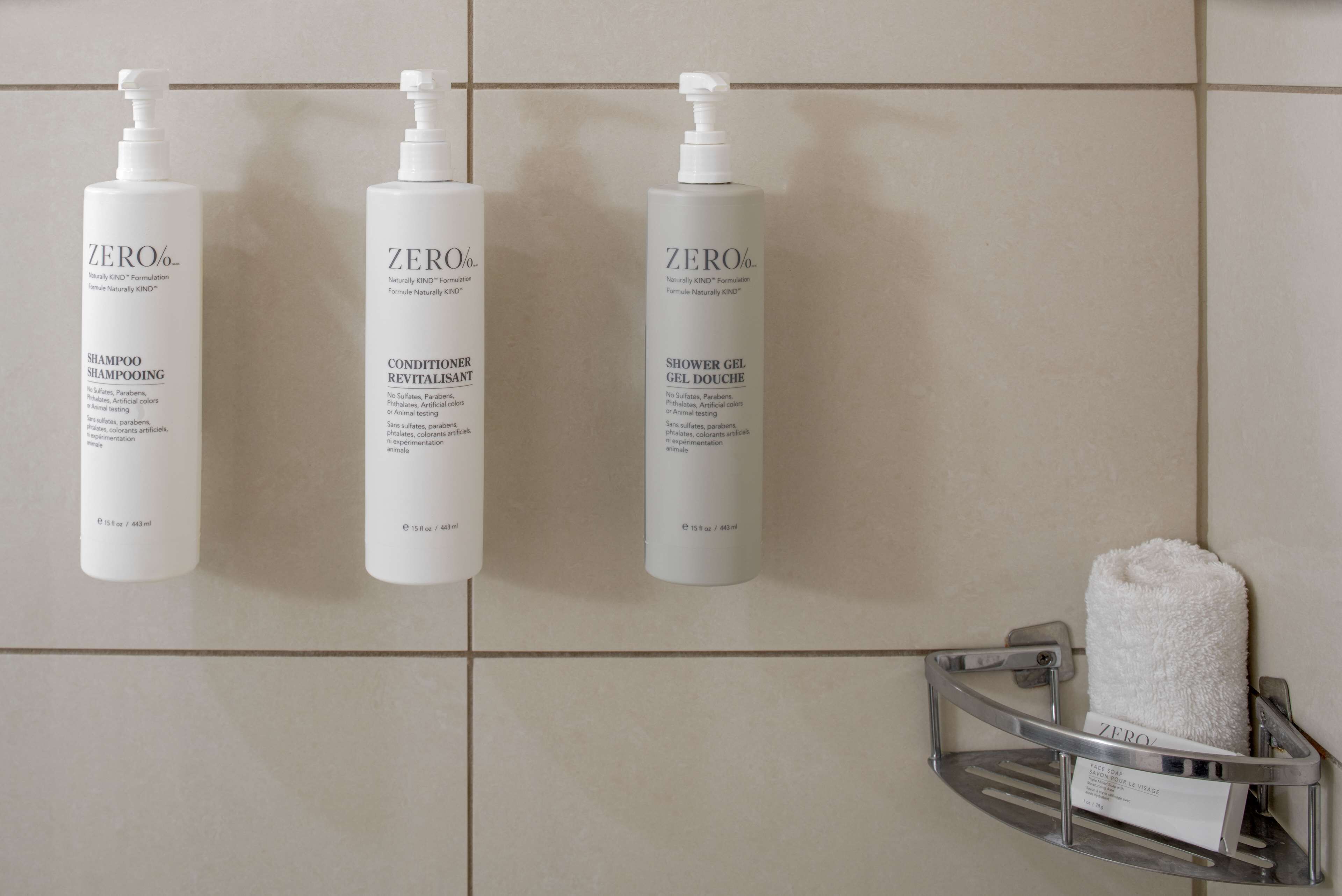 premium bedding, in-room safe, desk, laptop workspace