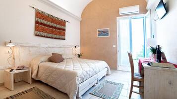 Superior-Doppel- oder -Zweibettzimmer