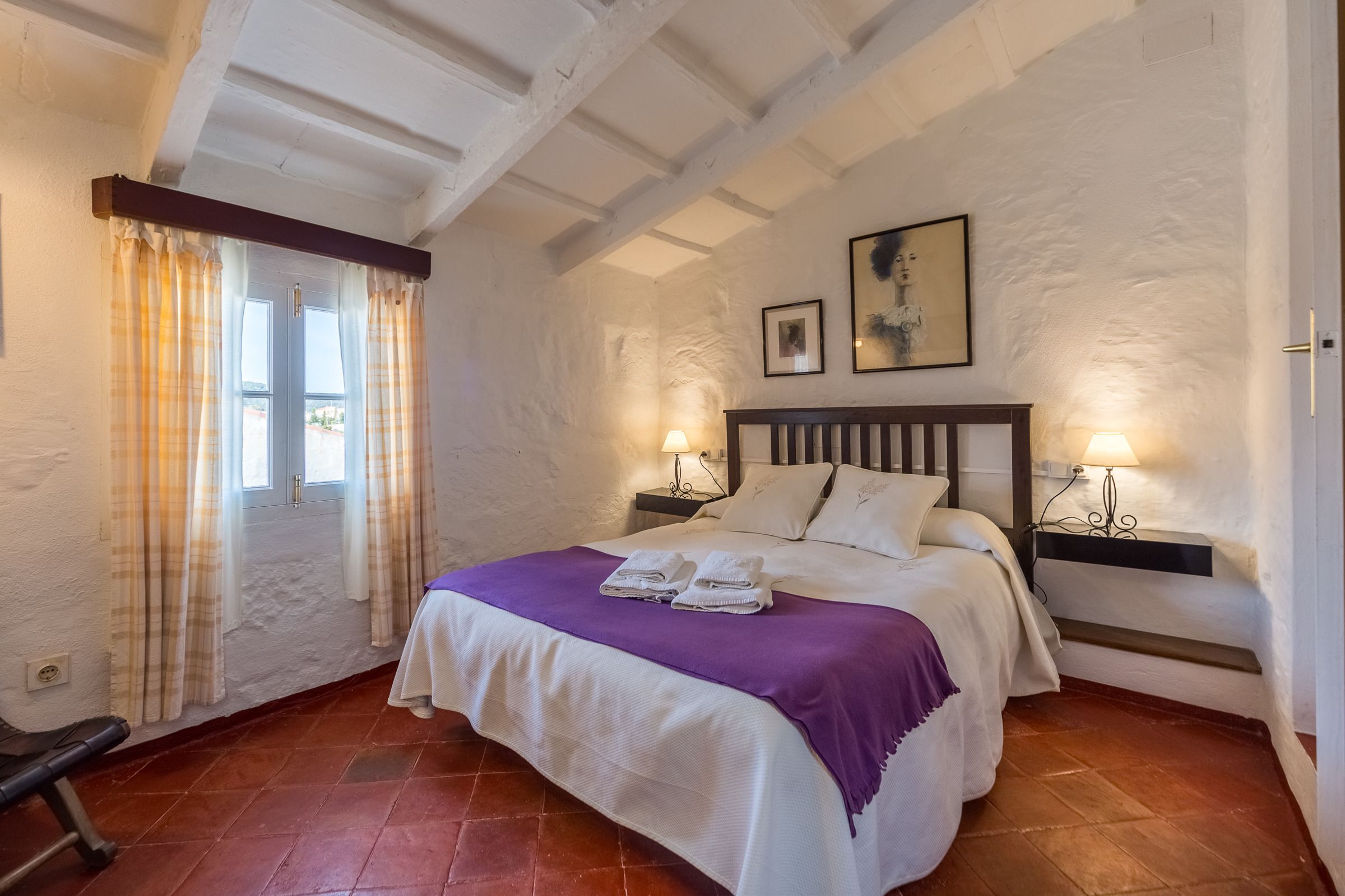 Kamer, 1 twee- of 2 eenpersoonsbedden | Gratis babybedden, gratis wifi, beddengoed