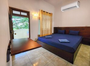 Standard Room | 1 bedroom, premium bedding, desk, soundproofing - Airport Green View Resort (Seeduwa - Katunayake)