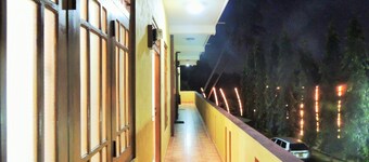 Airport Green View Resort