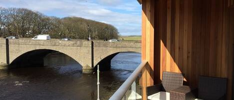 Appartement, salle de bains privée (Sleep upto 4) | Balcon