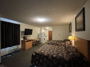 Room, 2 Queen Beds | Private kitchenette