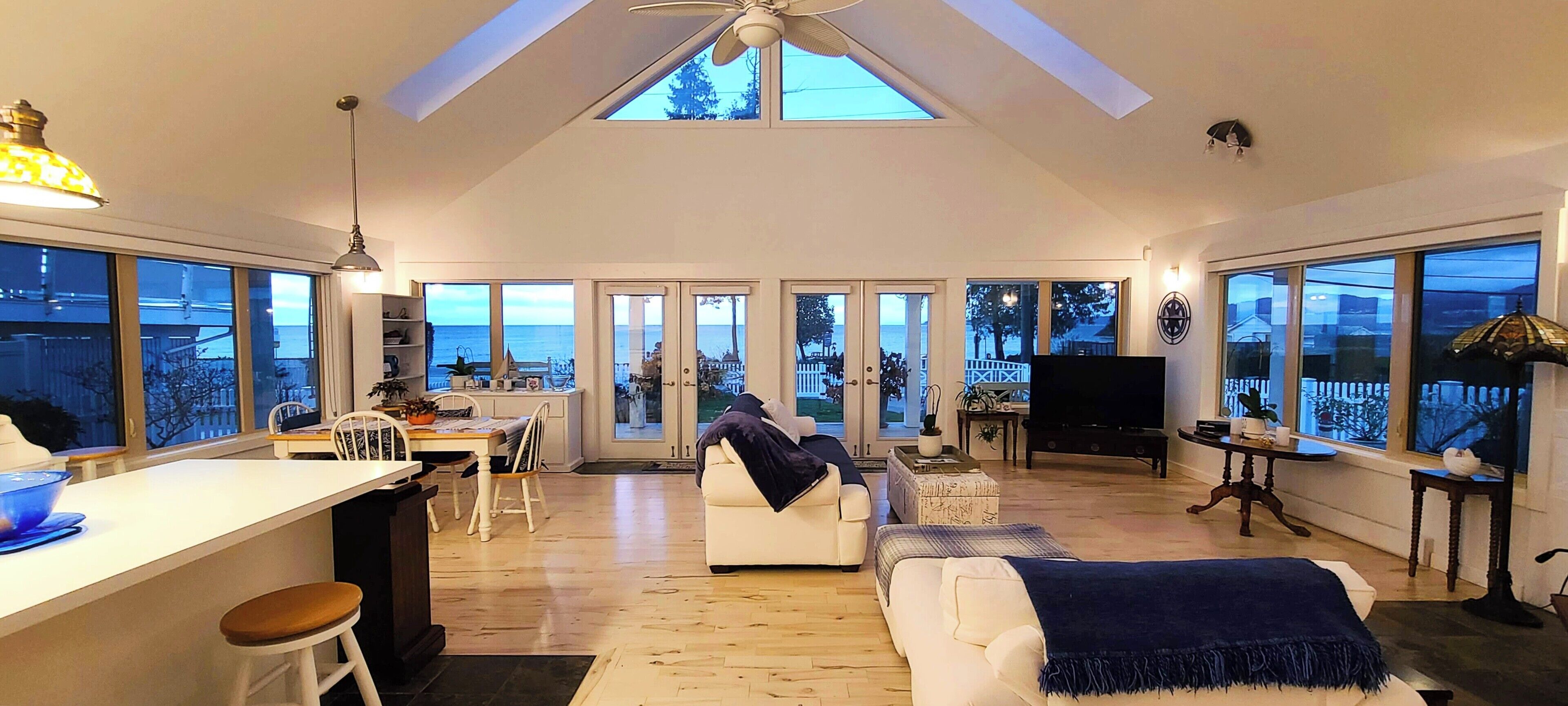 32 inci televisyen skrin rata dengan kabel, TV 