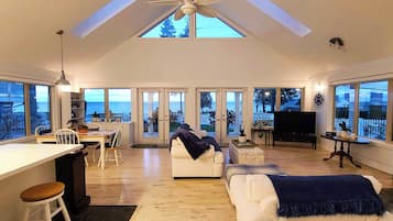 32 inci televisyen skrin rata dengan kabel, TV