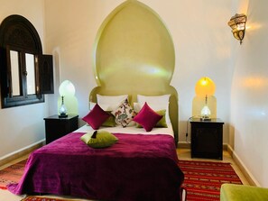 Sängtillbehör av högsta kvalitet, individuell inredning och unika möbler