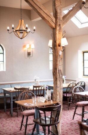 Restaurant - Castle at Edgehill (Banbury)