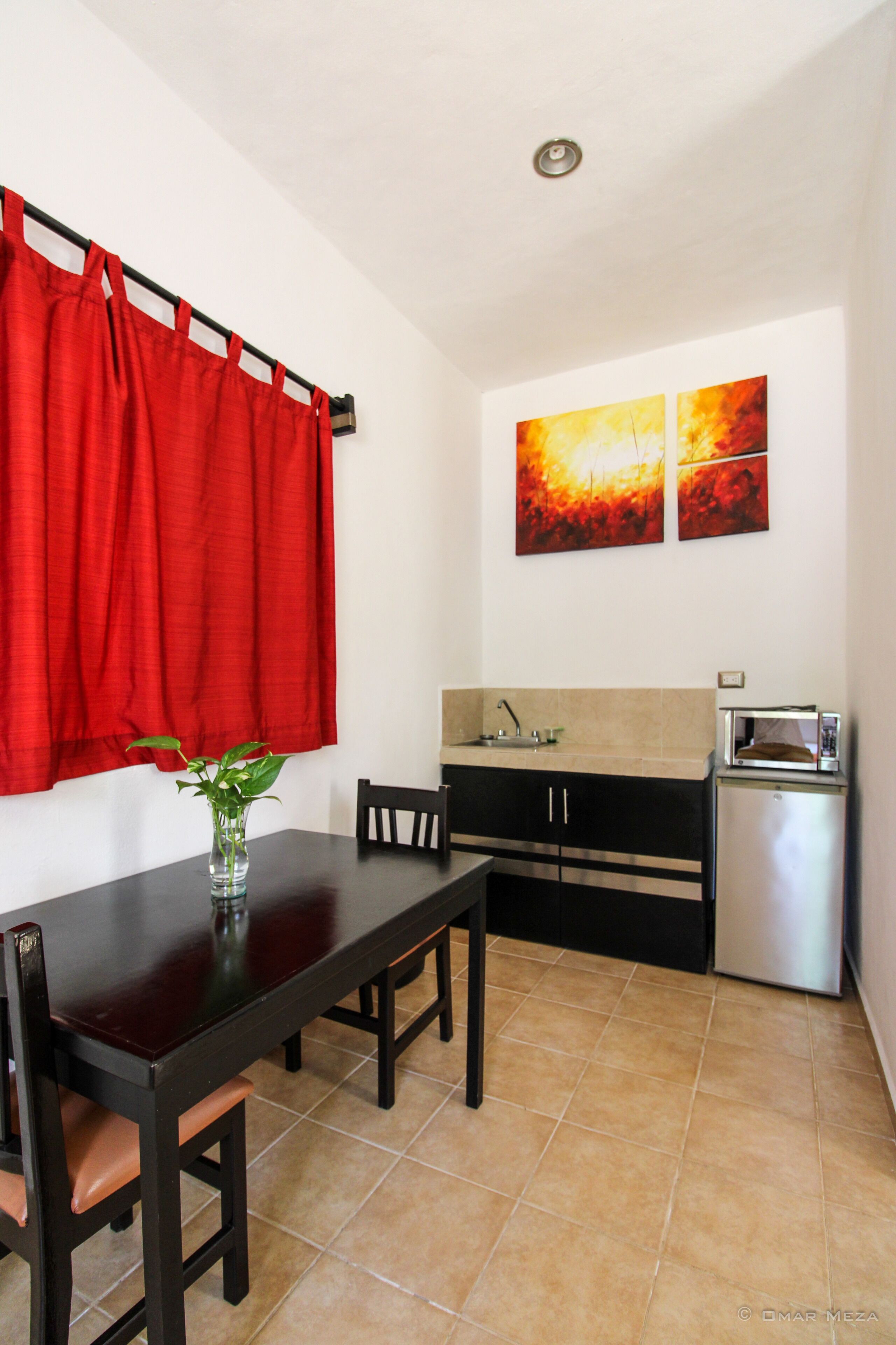 basic room | private kitchen | fridge