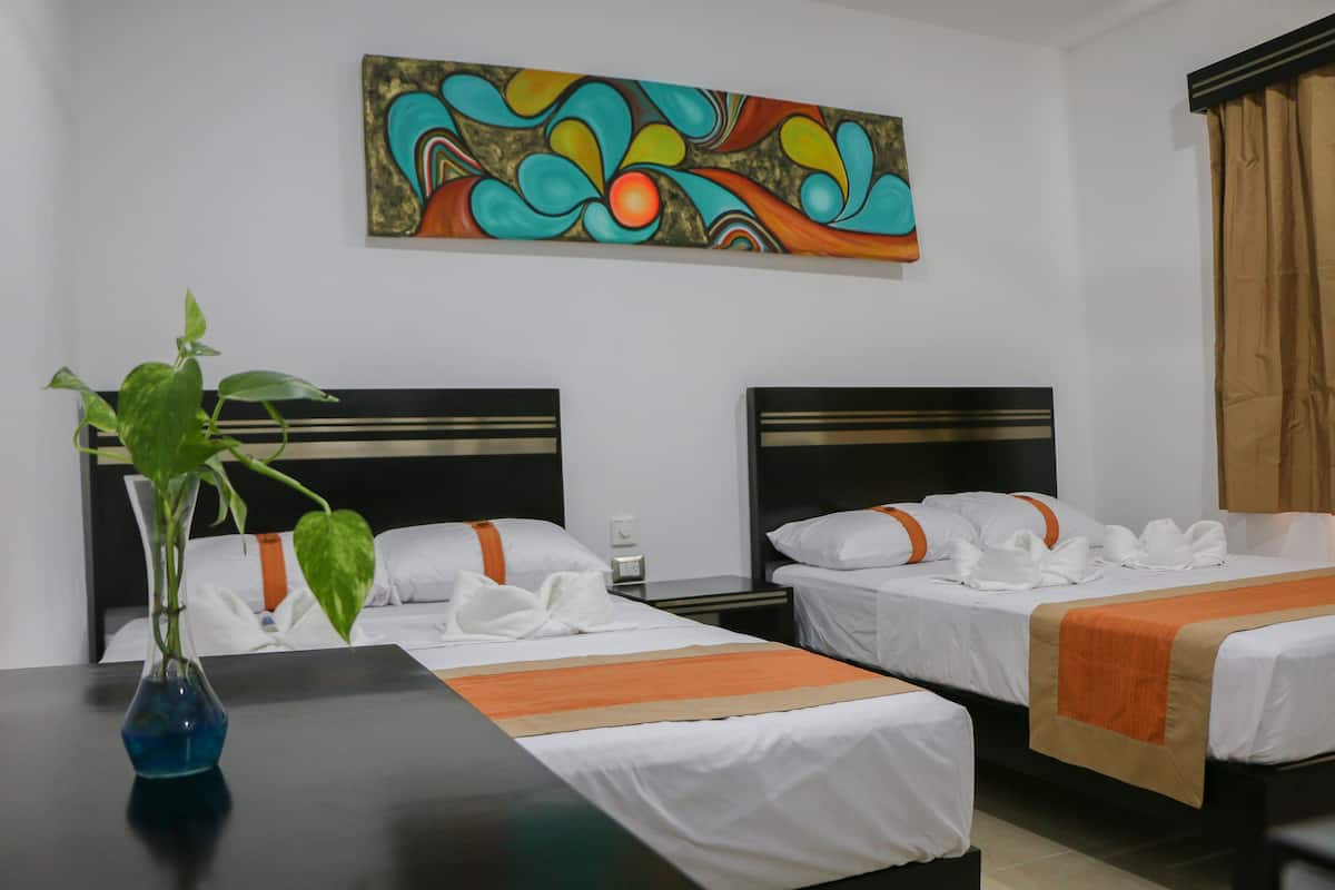 Family Room, 2 Double Beds