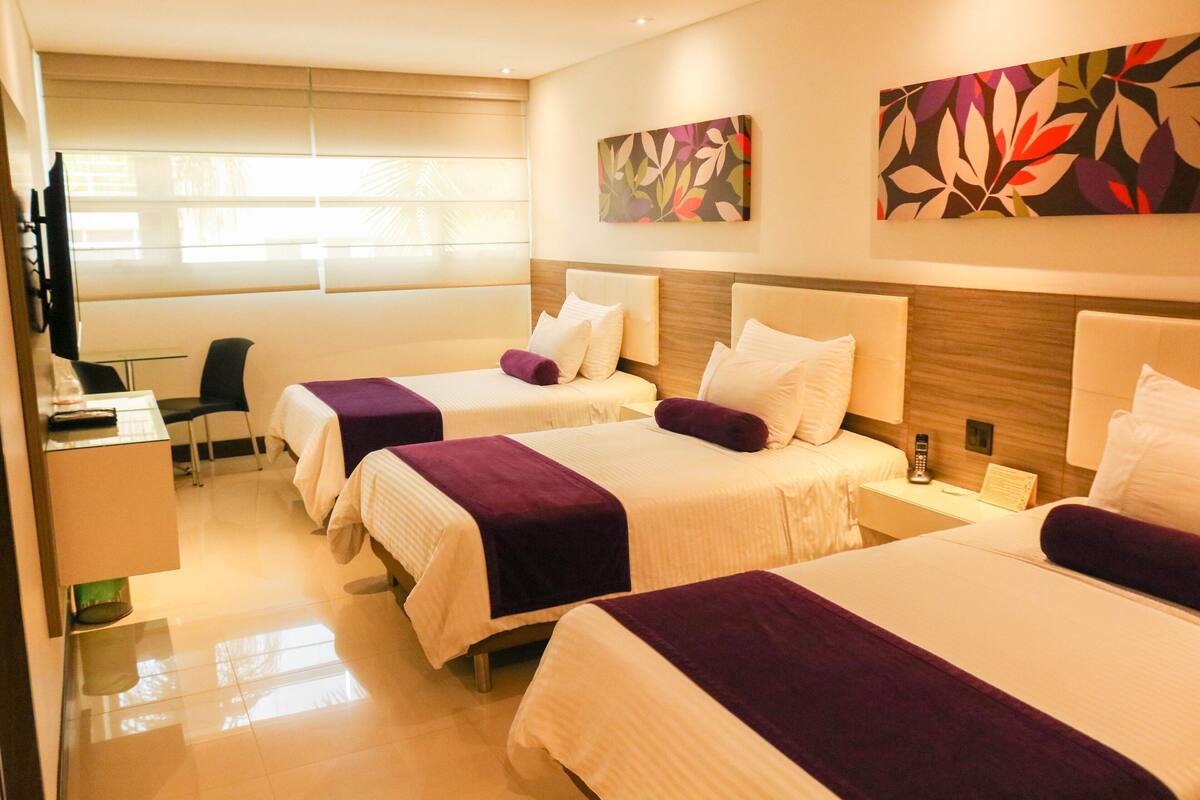Ropa de cama de alta calidad y minibar