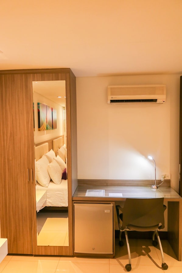 Quarto duplo | Guarda-roupa