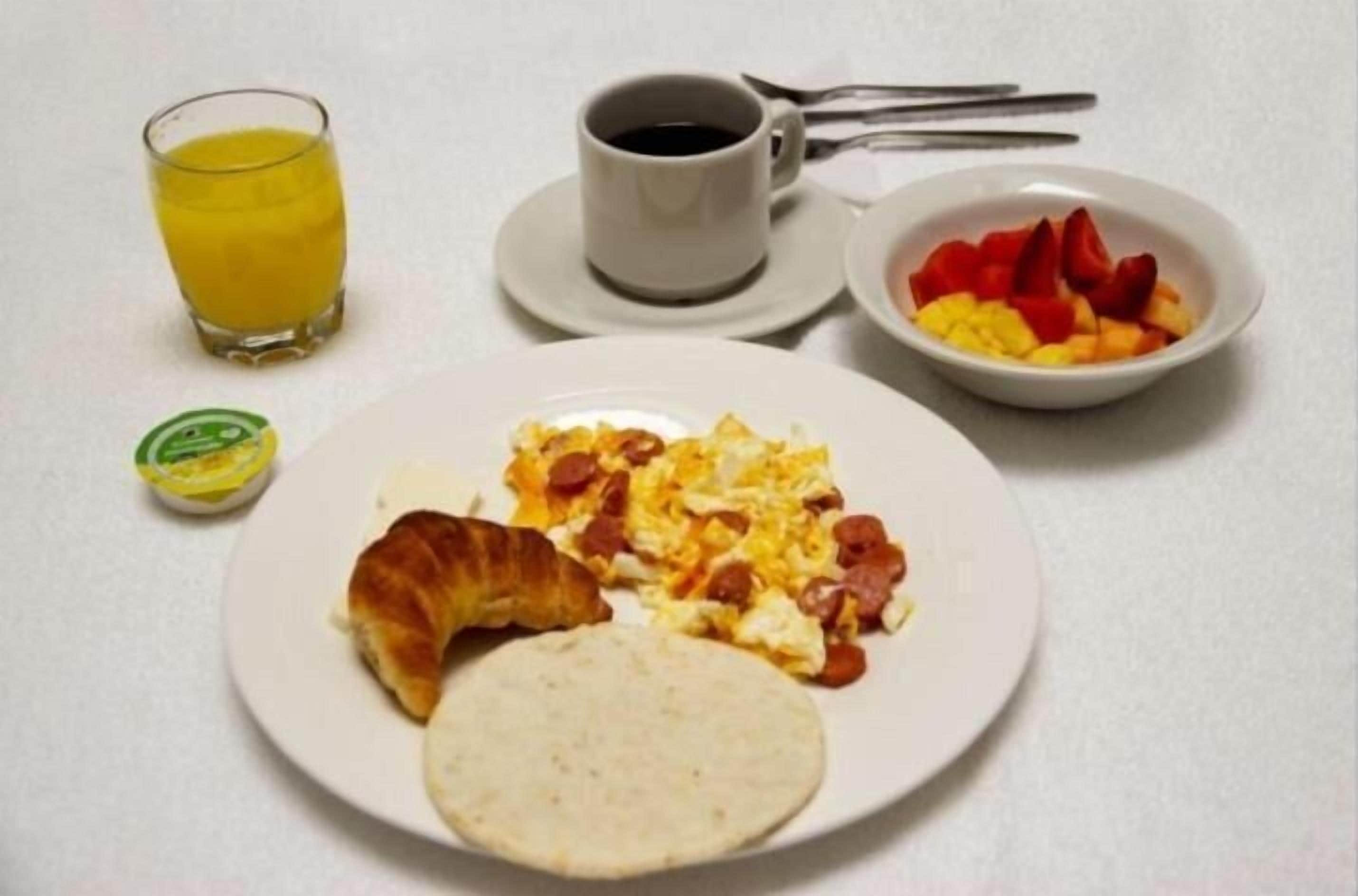 free daily continental breakfast