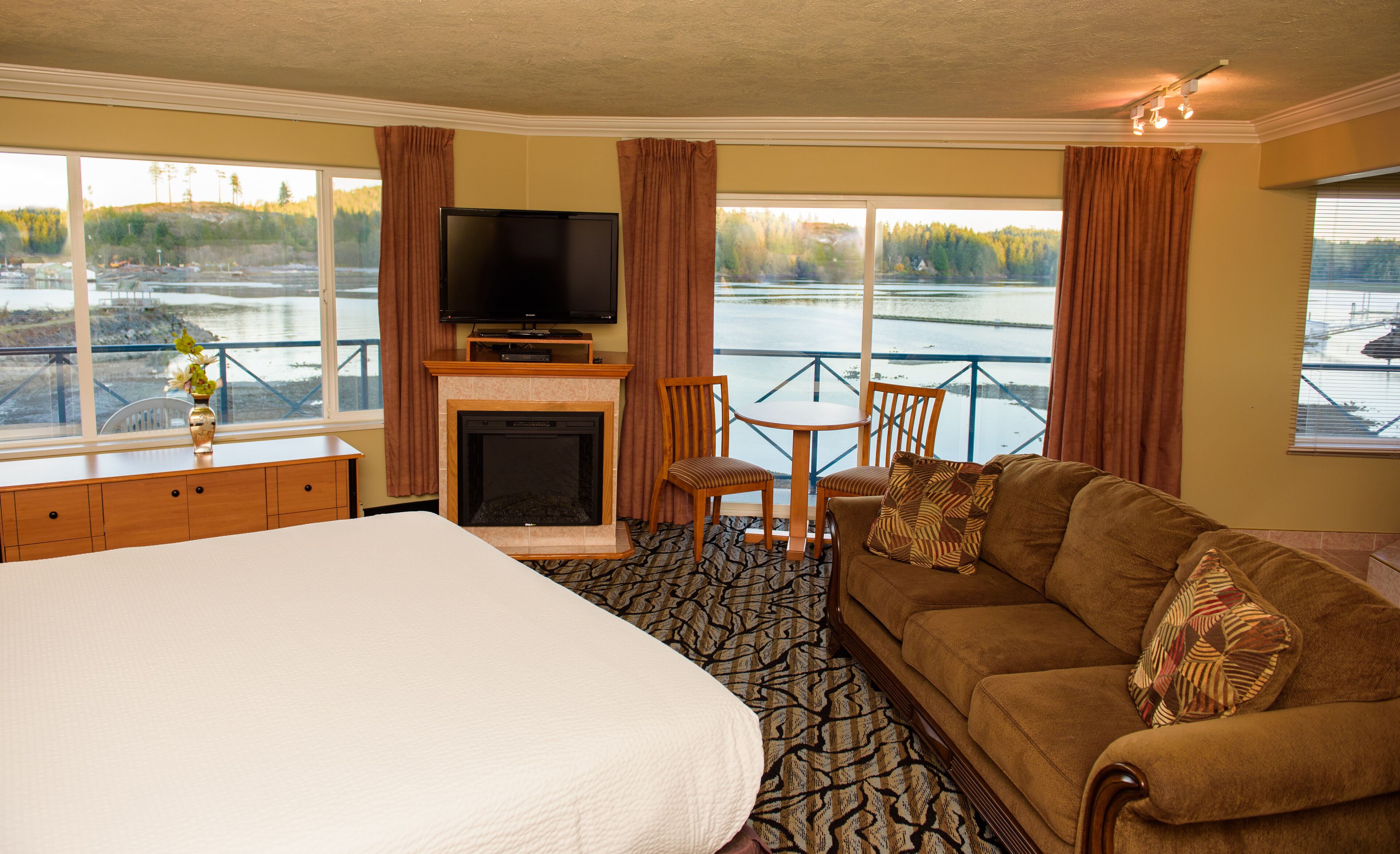 蜜月客房, 1 张特大床, 按摩浴缸, 海洋景观 | 防过敏的被褥、迷你吧、特色装修、特色家居