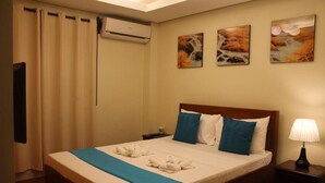 Standard Double Room | Safe på rommet, wi-fi (inkludert) og sengetøy