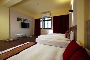 Economy vierpersoonskamer | 1 slaapkamer, verduisterende gordijnen, gratis wifi, beddengoed