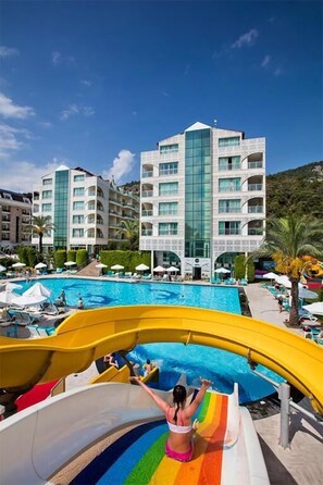 Indoor pool, 2 outdoor pools, pool umbrellas, sun loungers - Grand Ring Hotel (Kemer)