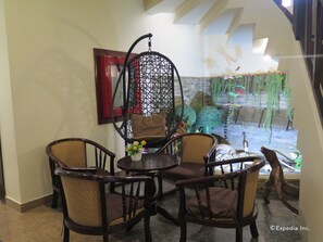 Dining - Rovic's Tourist Hotel (El Nido)