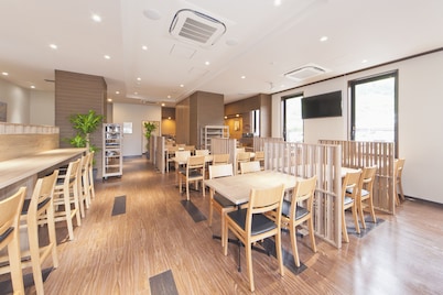 Hotel Route-Inn Saiki Ekimae