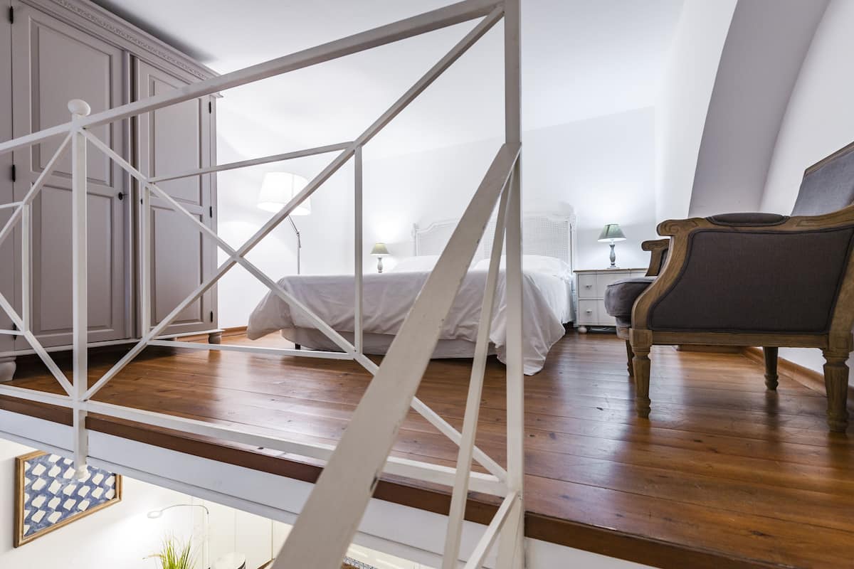 Loft | 2 slaapkamers, luxe beddengoed, donzen dekbedden