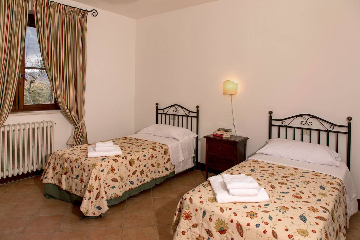 Apartamento, 3 habitaciones | 1 dormitorio, caja fuerte, escritorio y cunas (de pago)