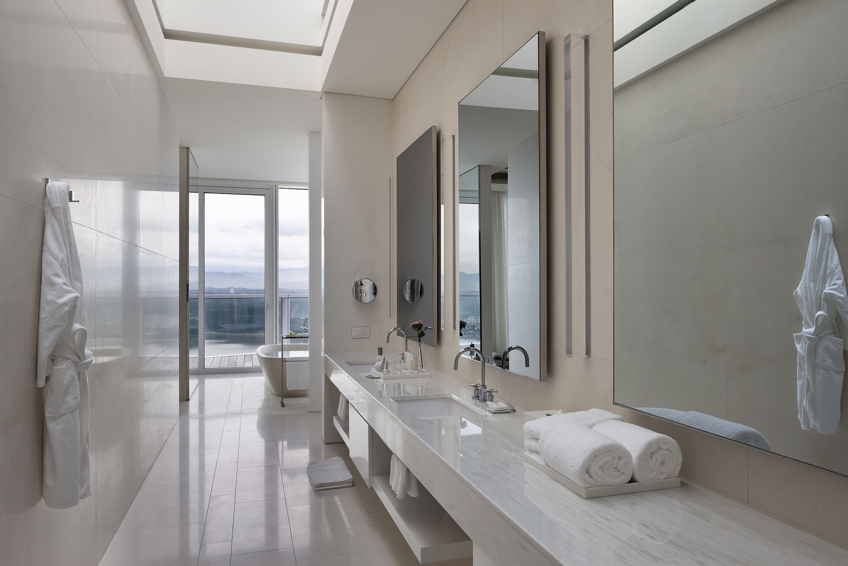 presidential suite  - sauna, breakfast and swimming pool for 2 guests - extra person fee upon check | bathroom | separate bathtub and shower, deep-soaking bathtub, rainfall showerhead