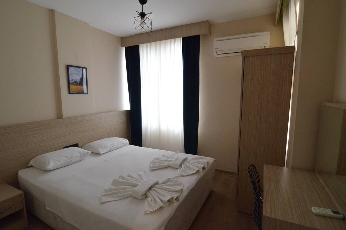 Standardzimmer, Nichtraucher, Poolblick