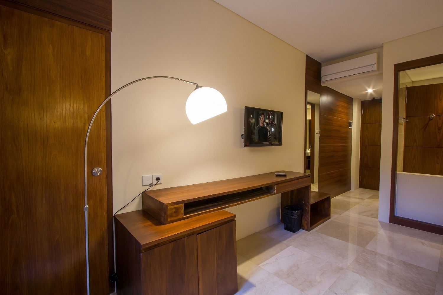 family suite, 2 bedrooms | minibar, in-room safe, desk, free cots/infant beds
