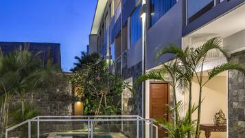 Alberca al aire libre