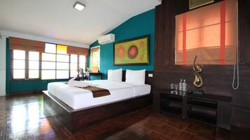 Superior Room | Desk, rollaway beds, free WiFi