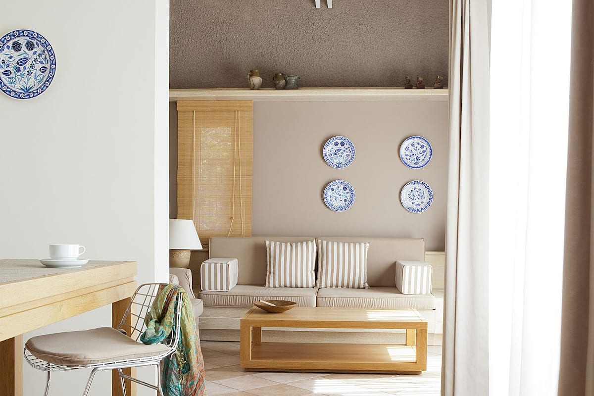 Deluxe Suite, 1 Bedroom, Sea View | Living area | TV