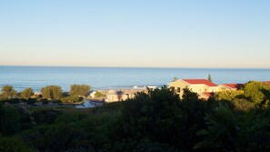 Upstairs Sea Facing Apartment 