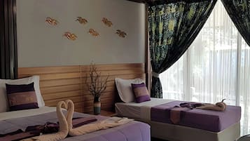 Family Garden View | Desk, free WiFi, bed sheets